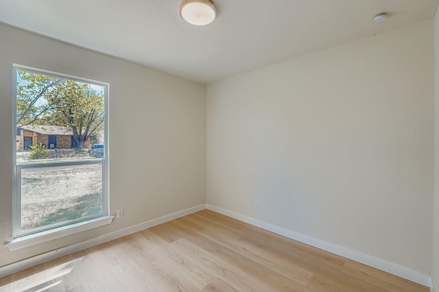 7806 Whitsun Dr, Austin, TX 78749