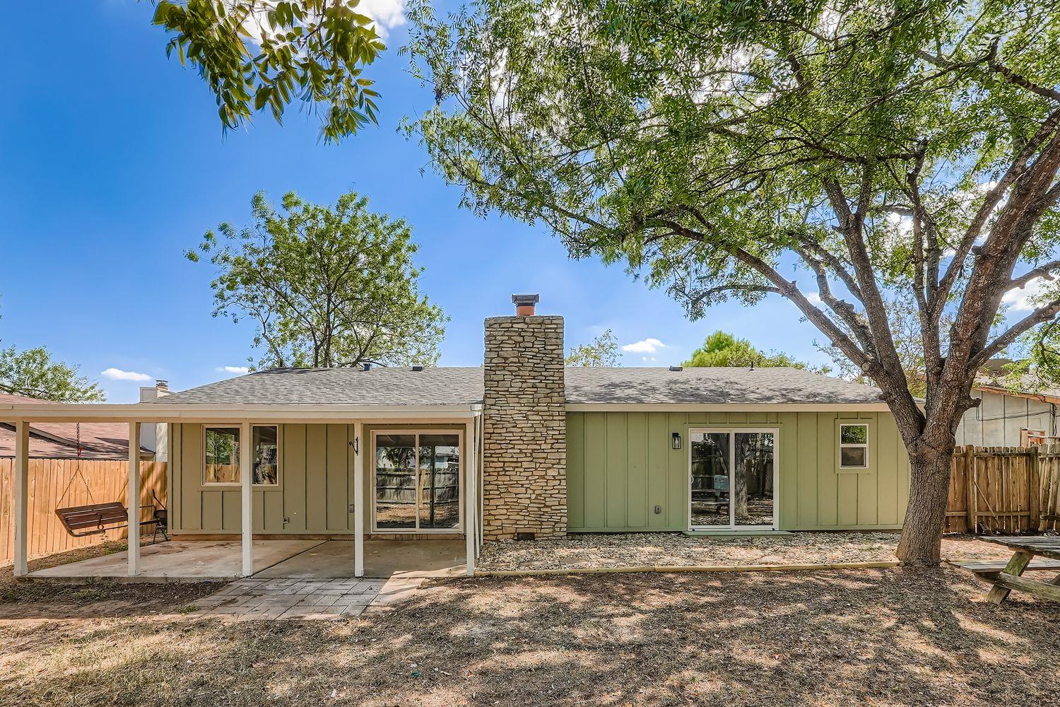 7806 Whitsun Dr, Austin, TX 78749