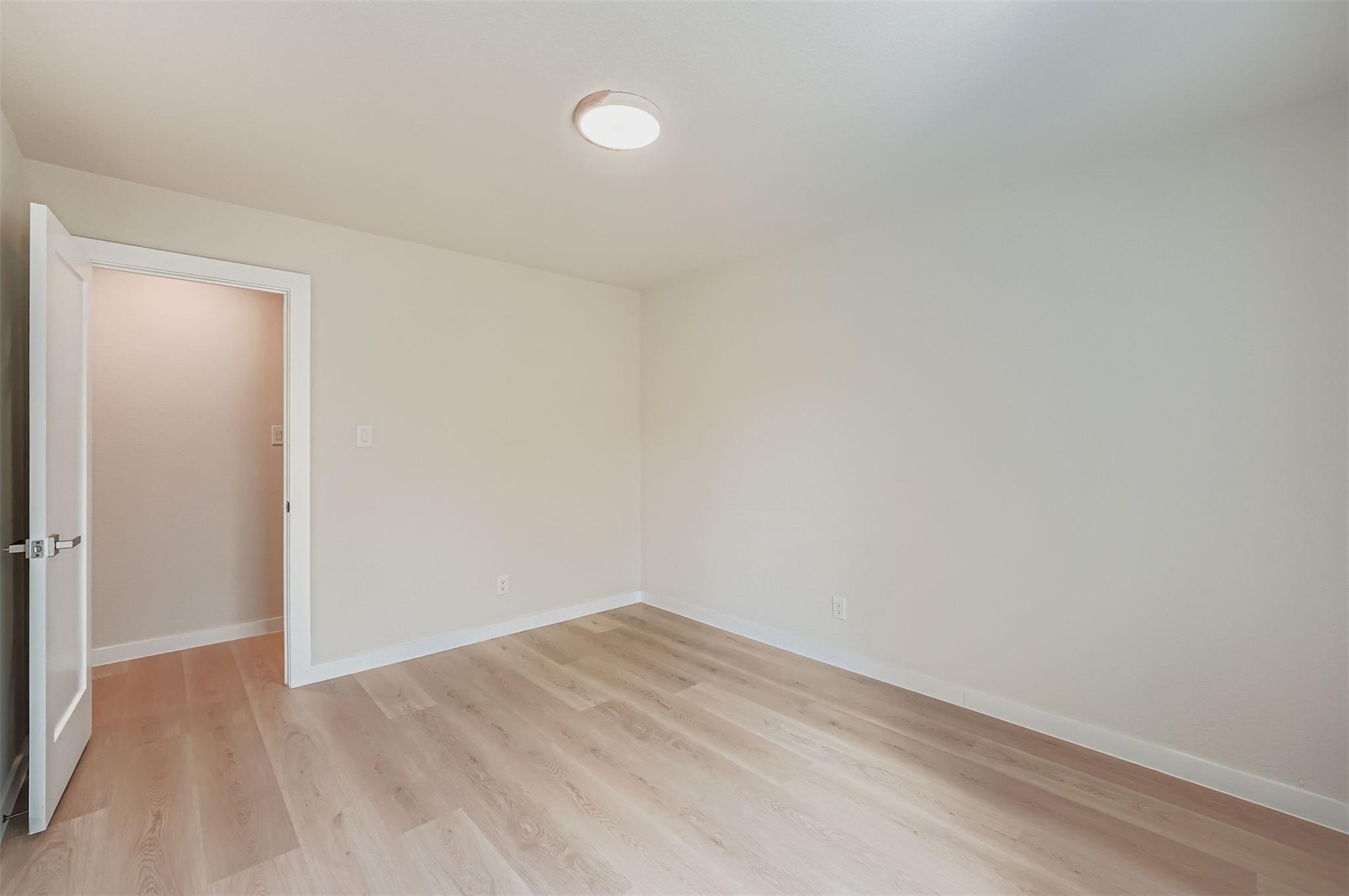 7806 Whitsun Dr, Austin, TX 78749