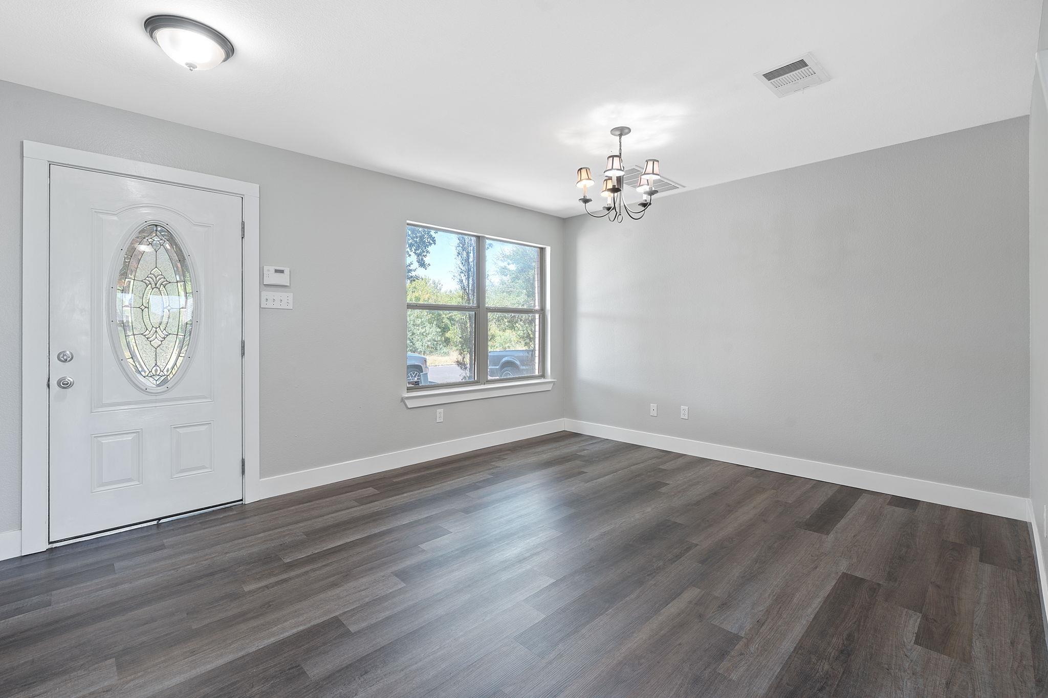 47 Jan Ln, Georgetown, TX 78626