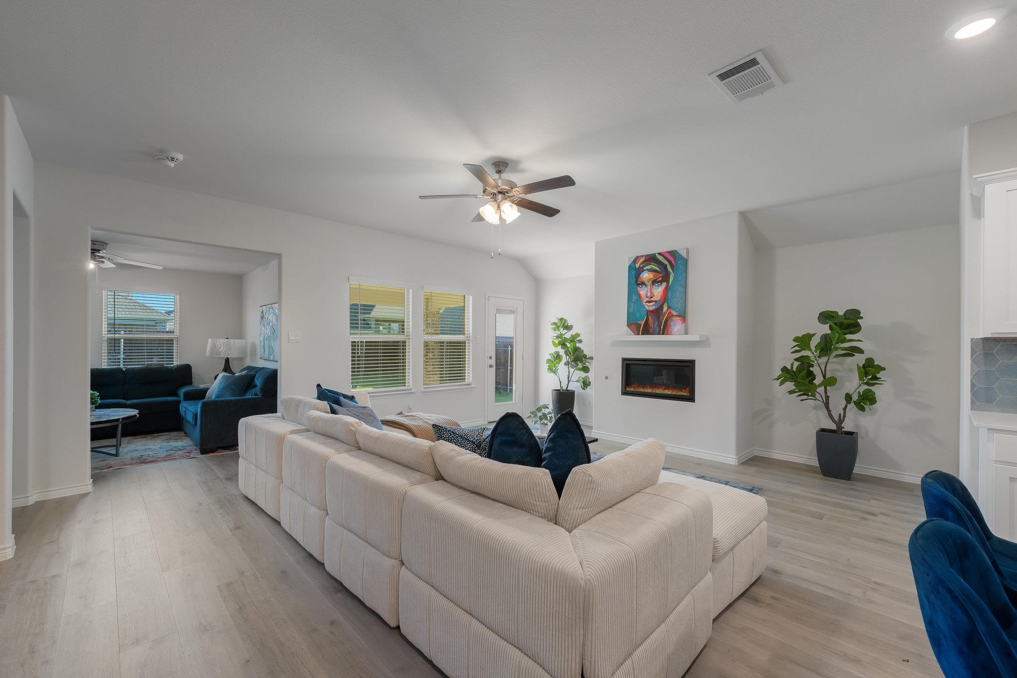 8387 Marotto St, Garland, TX 75043