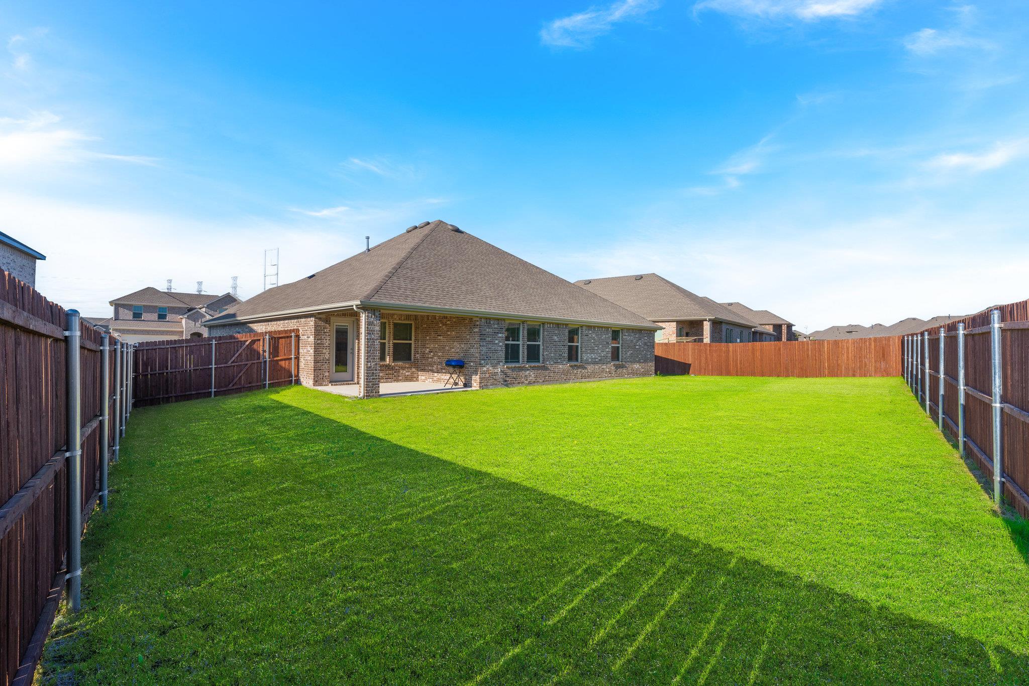 8387 Marotto St, Garland, TX 75043