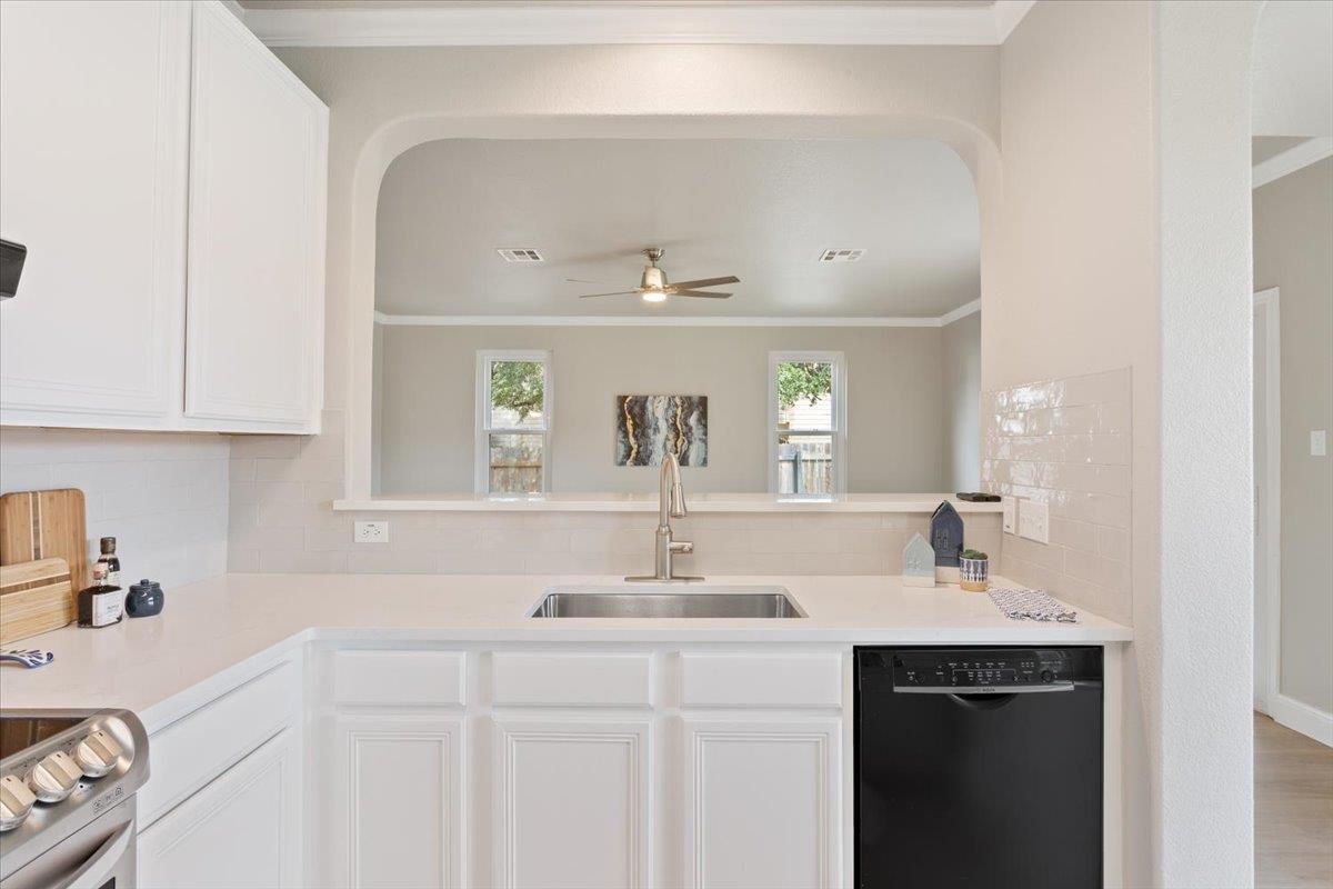 309 Cedar Lakes Blvd, Georgetown, TX 78633