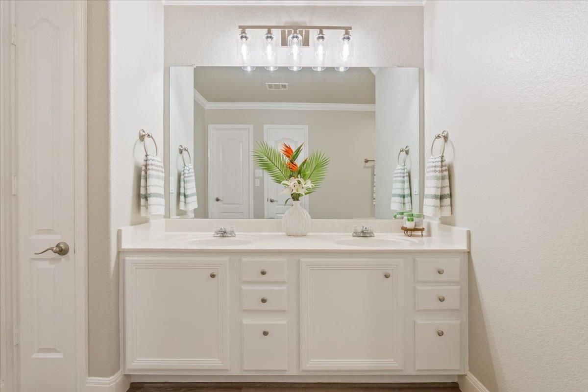 309 Cedar Lakes Blvd, Georgetown, TX 78633