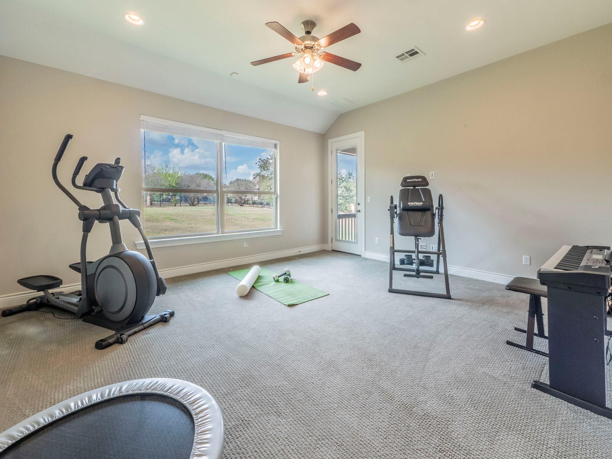 205 Standing Oak Dr, Georgetown, TX 78633