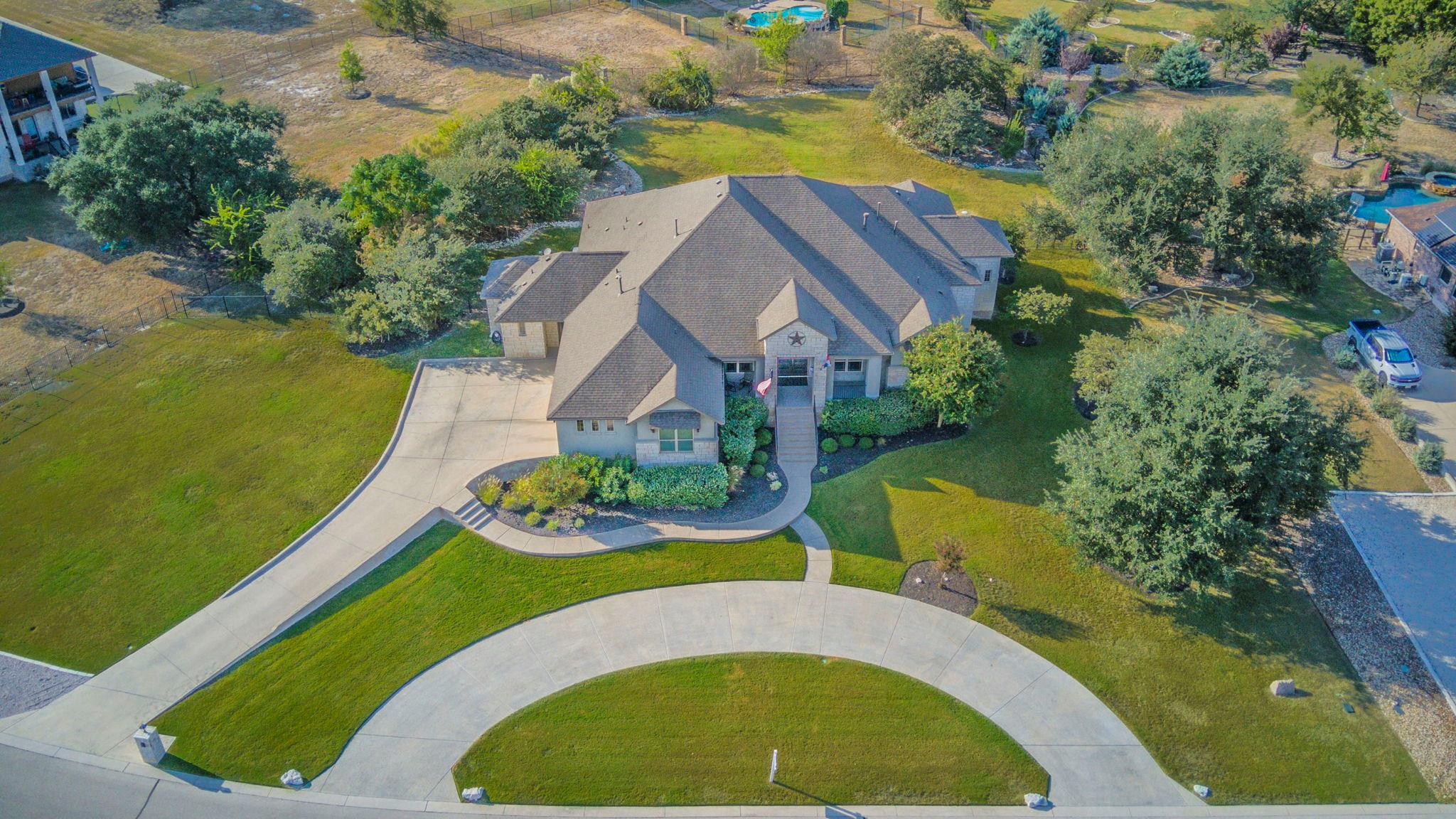 205 Standing Oak Dr, Georgetown, TX 78633