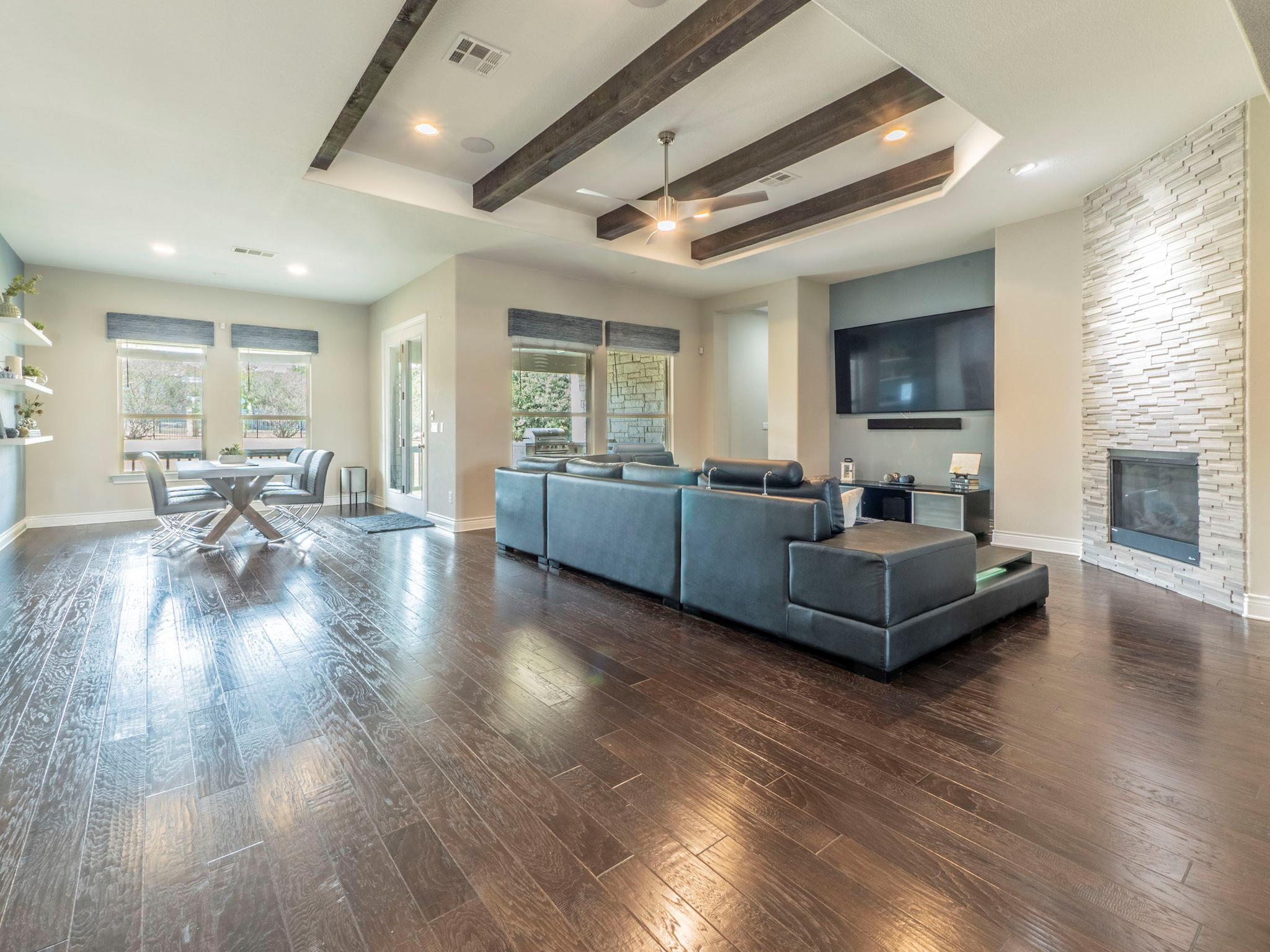 205 Standing Oak Dr, Georgetown, TX 78633