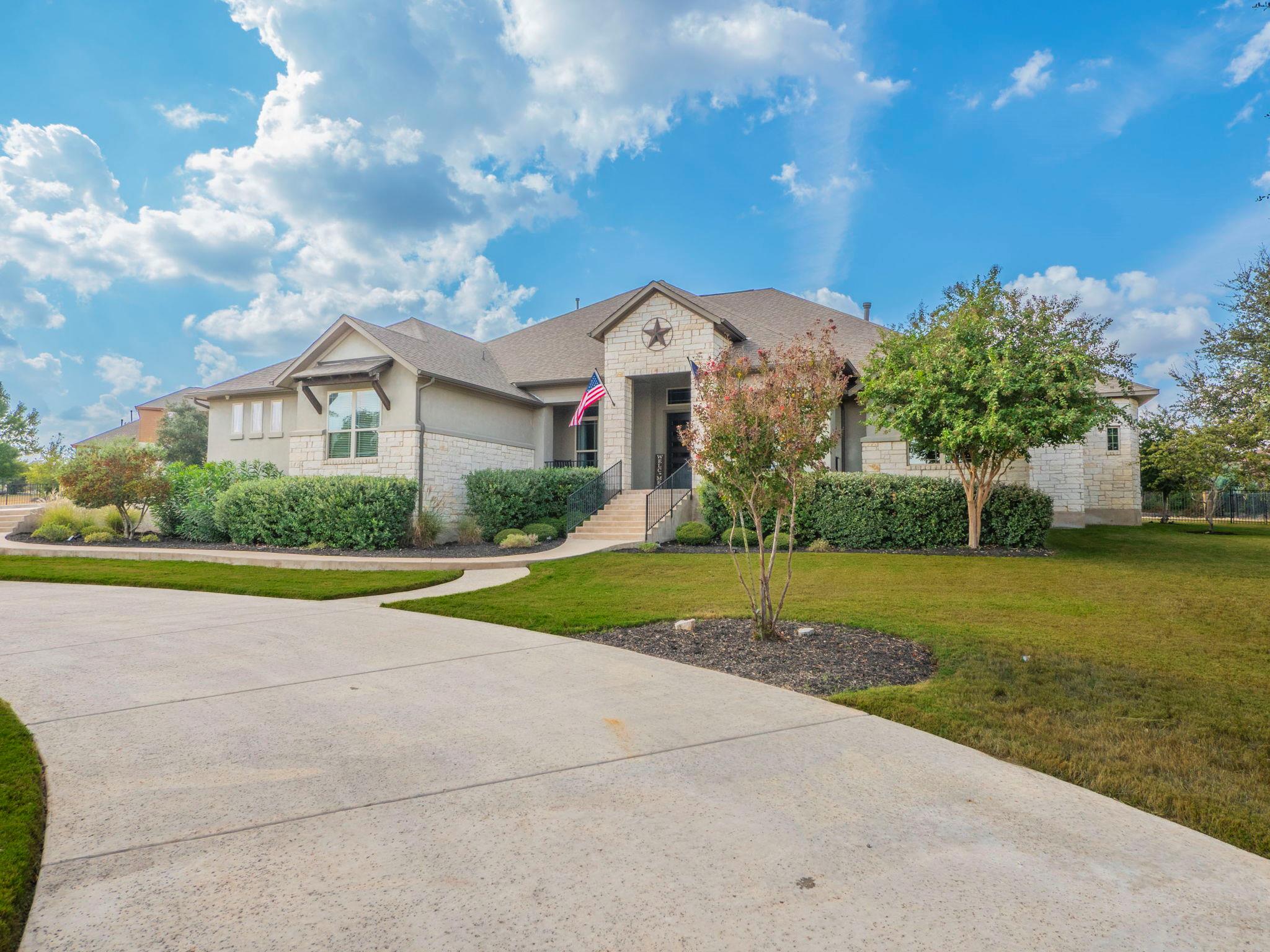 205 Standing Oak Dr, Georgetown, TX 78633