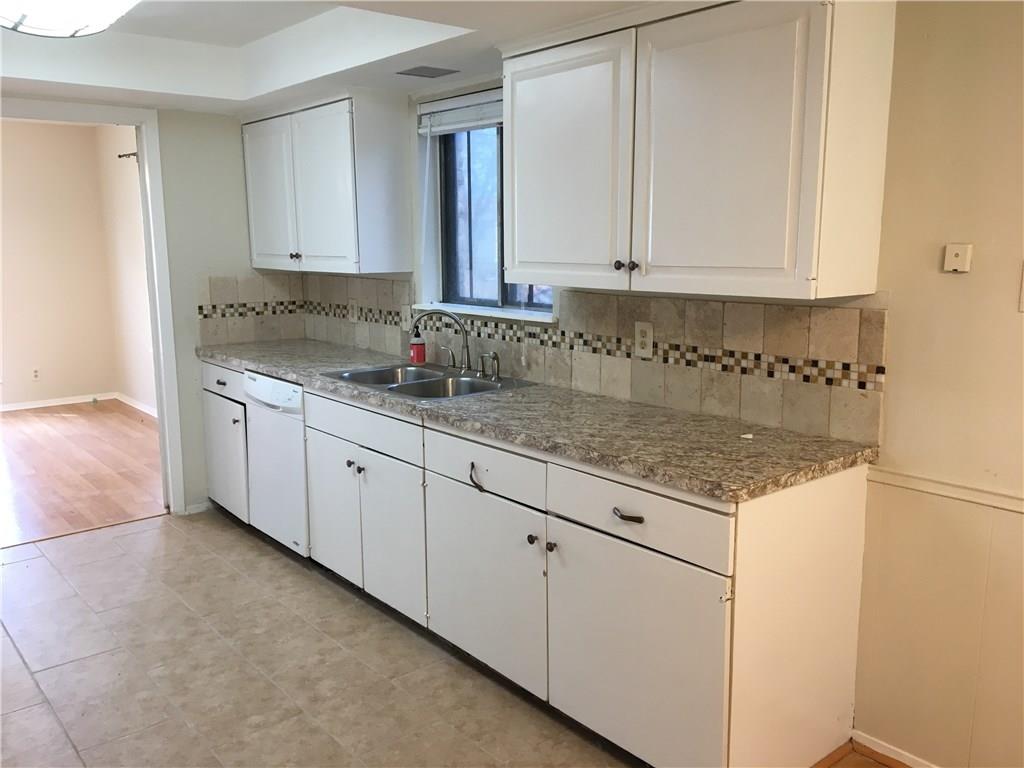 1705 Pebble Brook Dr, Austin, TX 78752