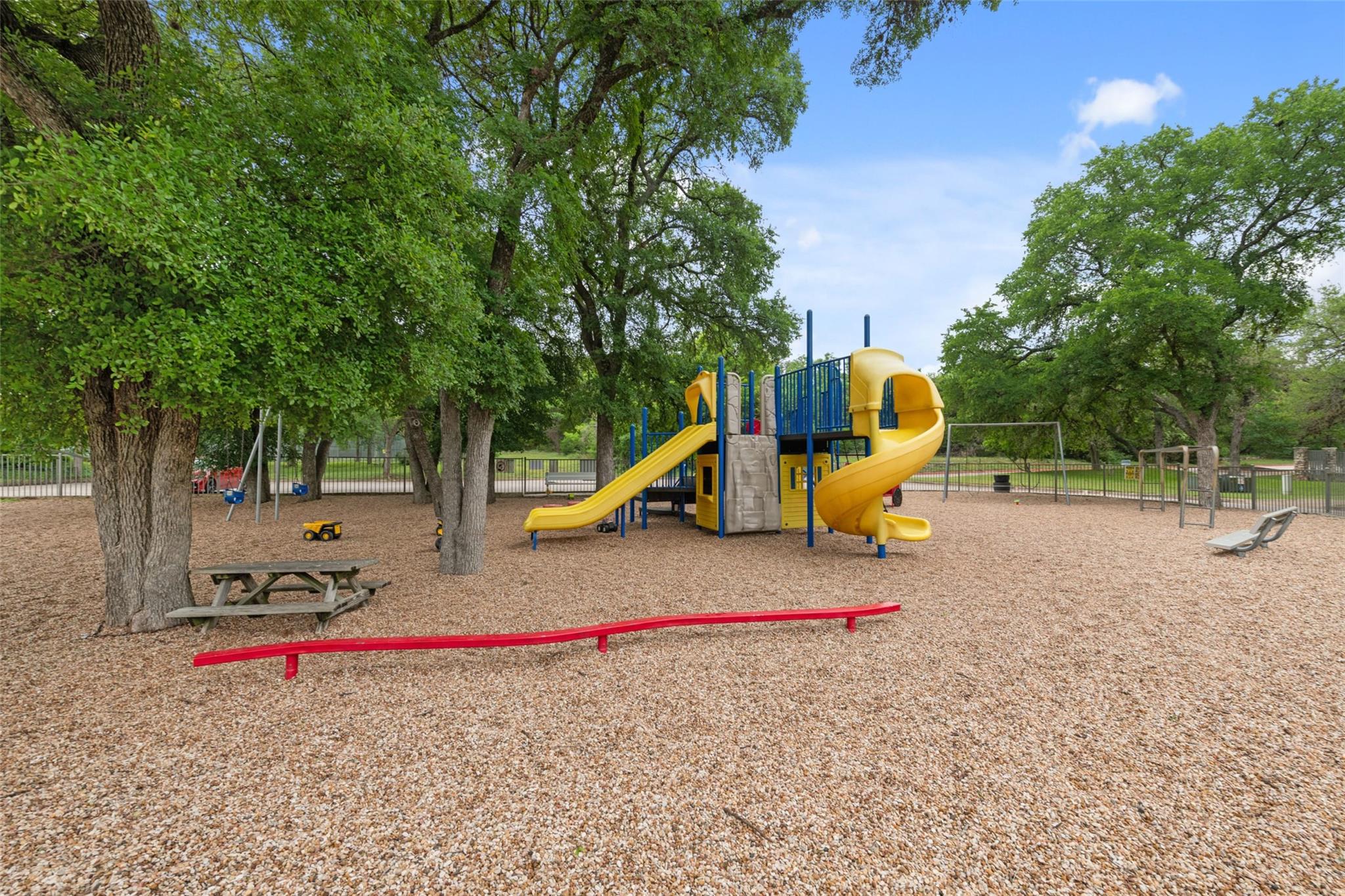 4009 Great Plains Dr, Austin, TX 78735