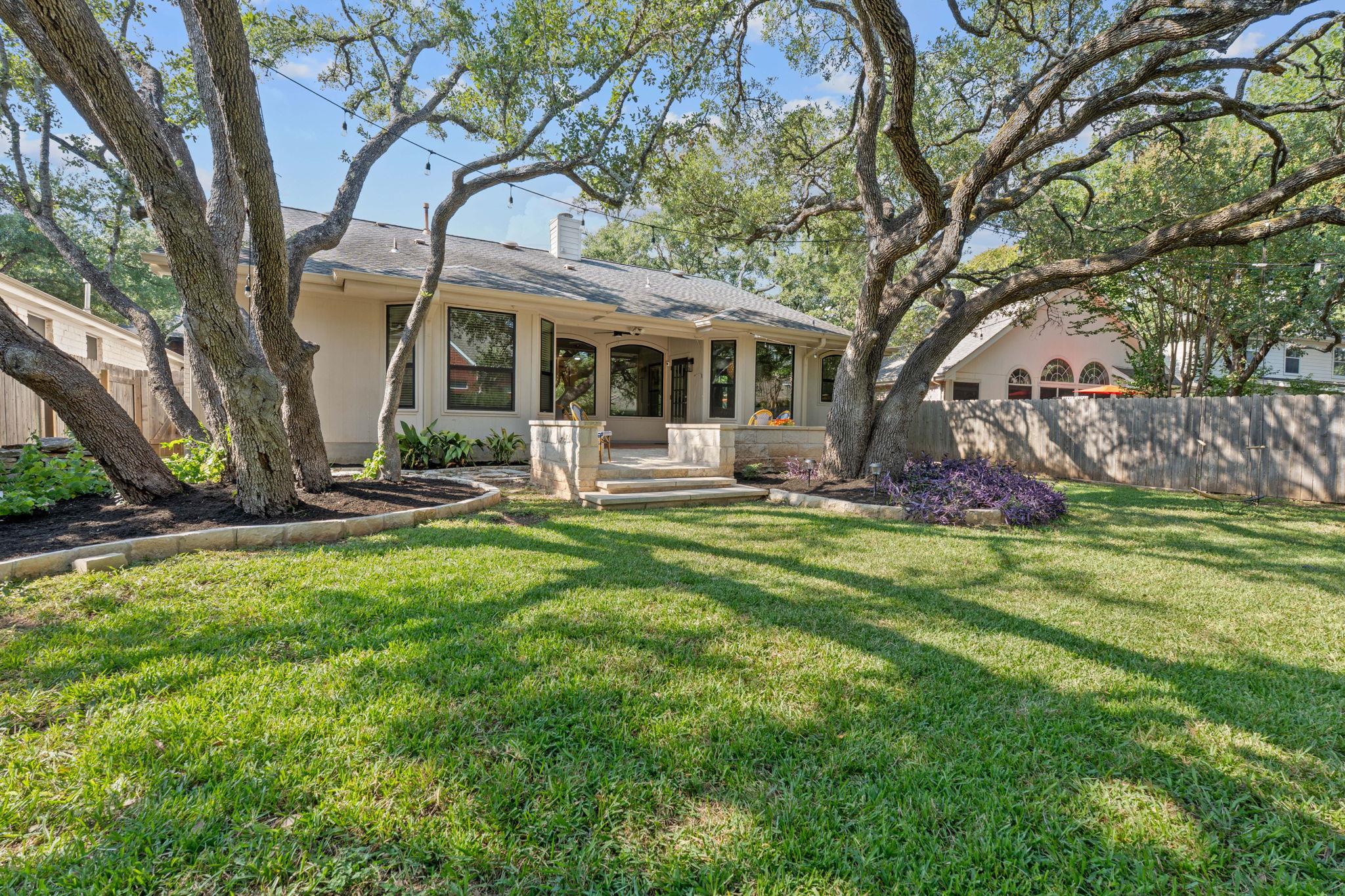 4009 Great Plains Dr, Austin, TX 78735