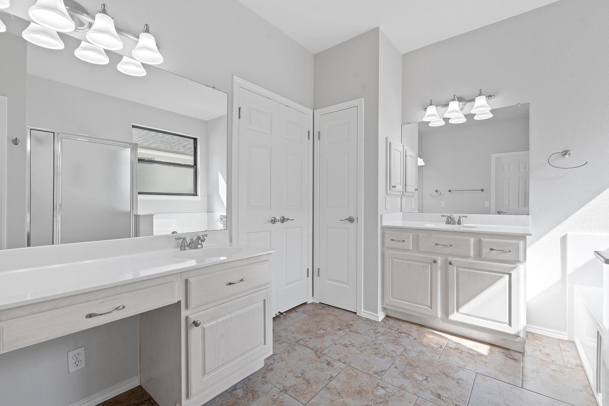 4009 Great Plains Dr, Austin, TX 78735