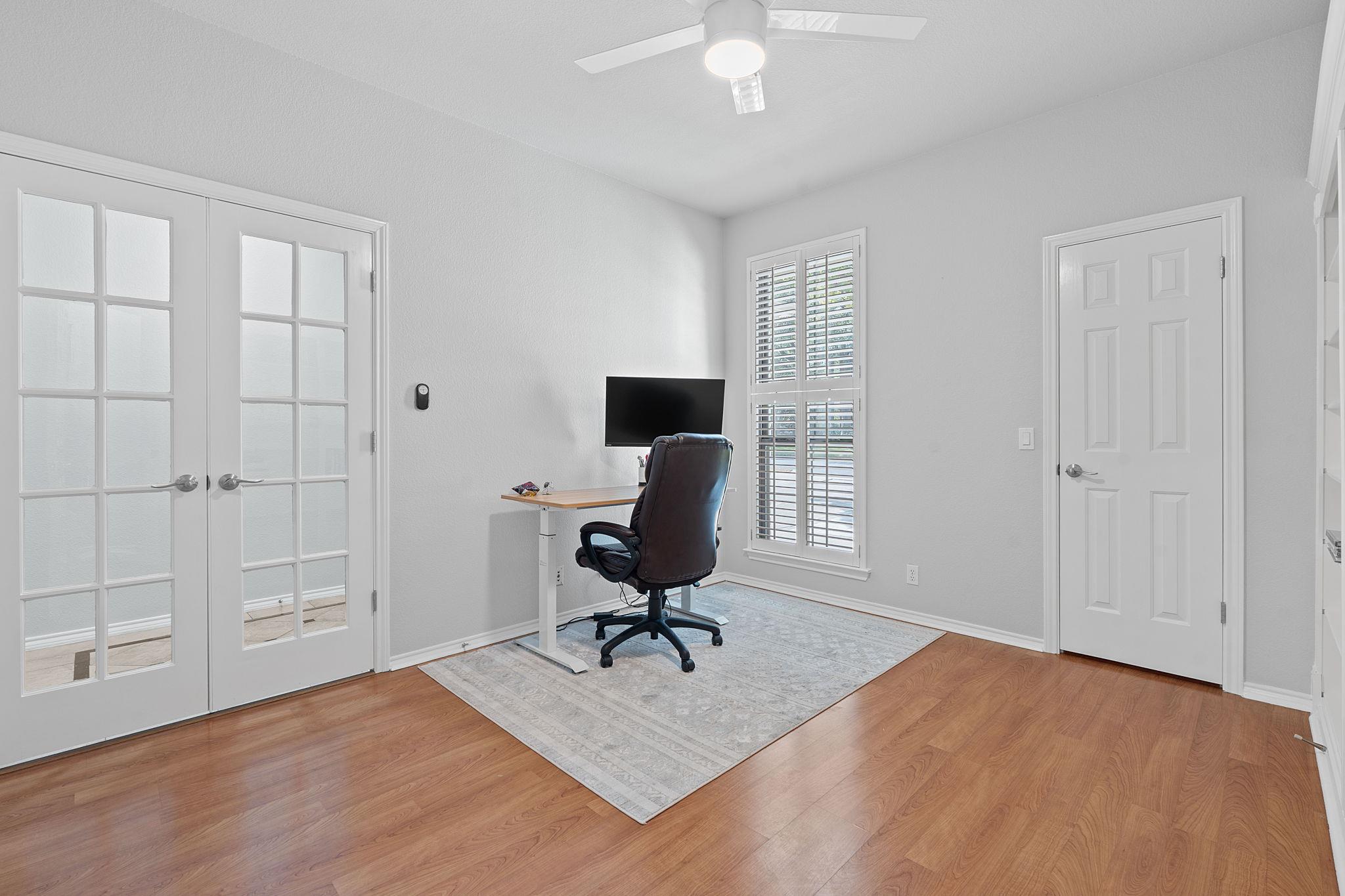 4009 Great Plains Dr, Austin, TX 78735