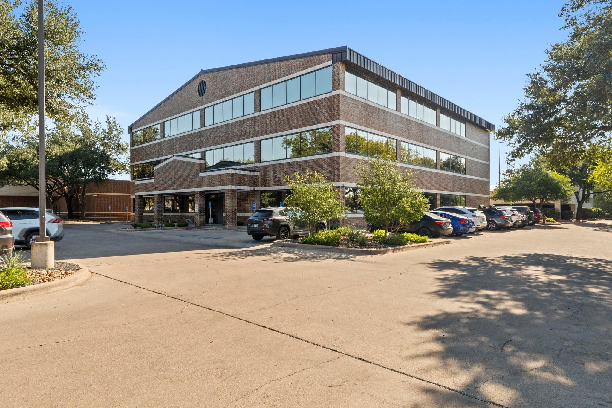 4320 James Casey St, Austin, TX 78745