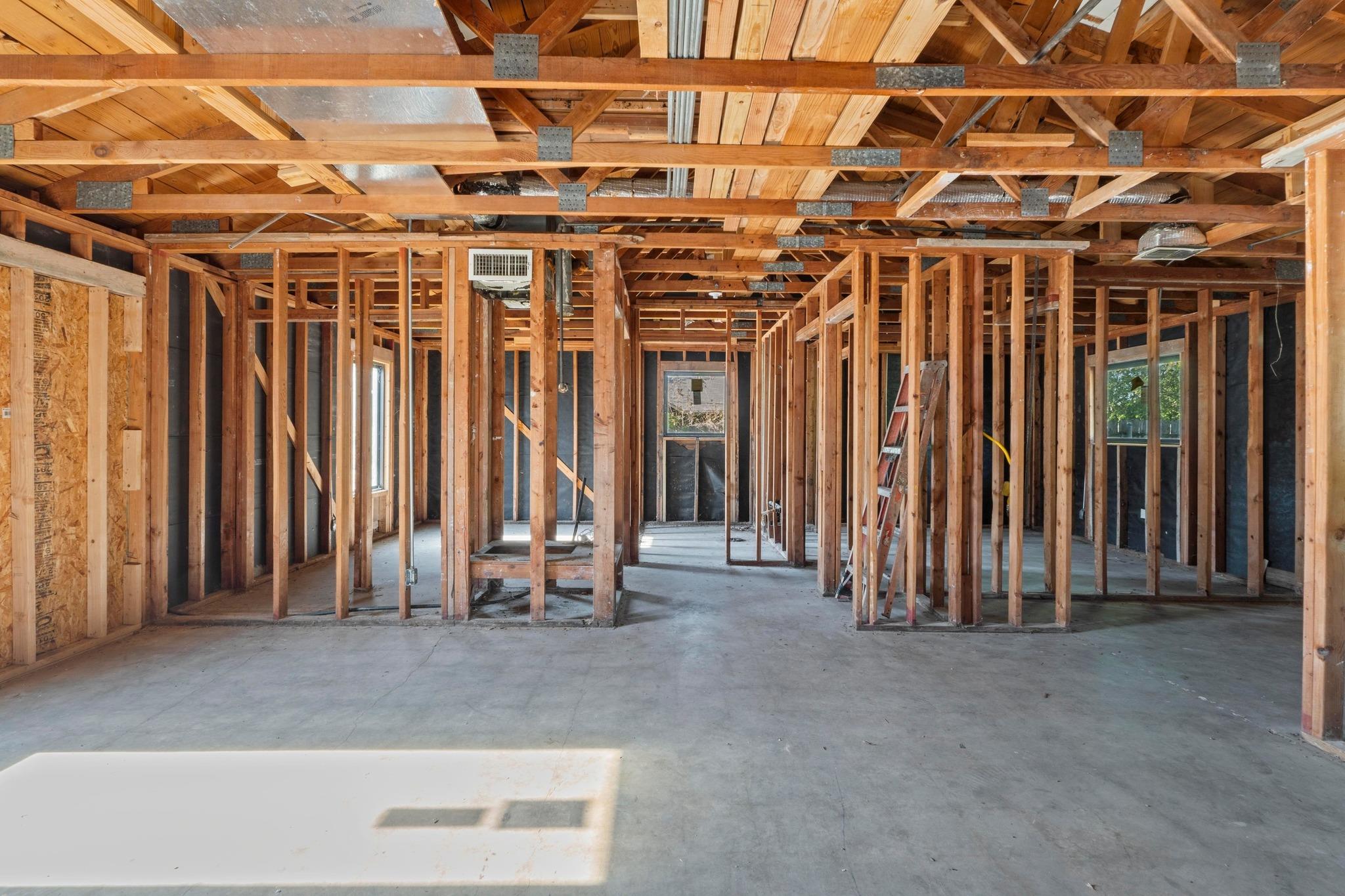 4320 James Casey St, Austin, TX 78745