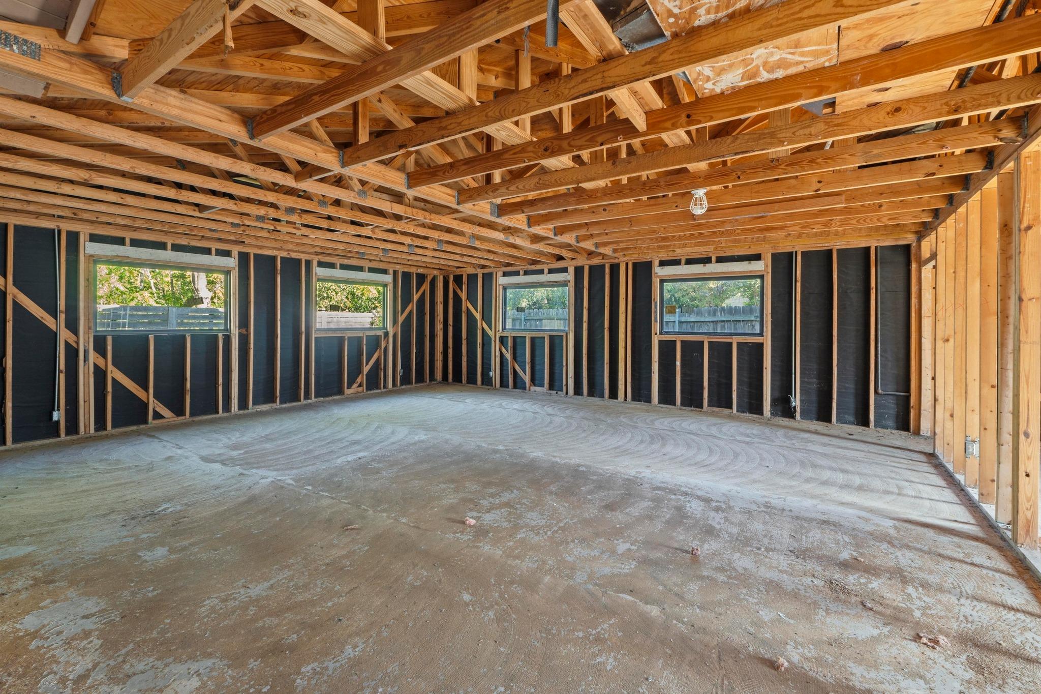 4320 James Casey St, Austin, TX 78745