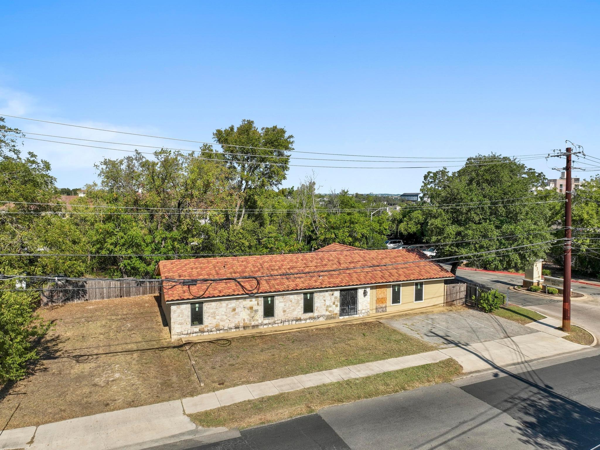 4320 James Casey St, Austin, TX 78745