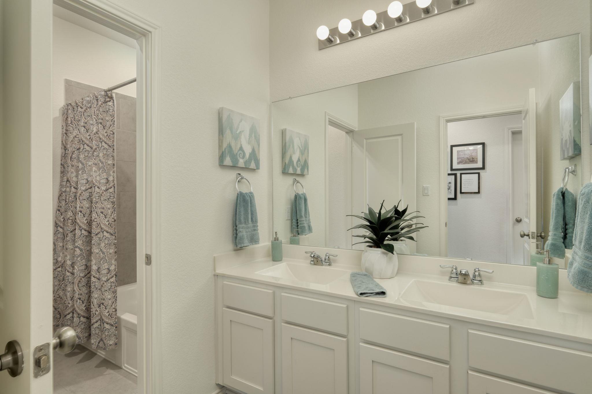 708 Affazia Ln # C, Georgetown, TX 78628