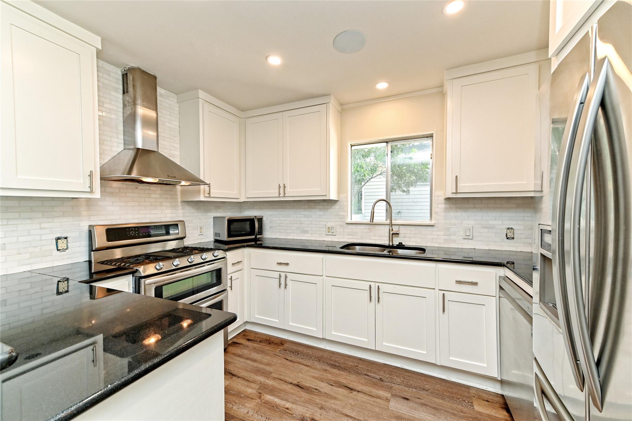 2709 W 49 1/2 St, Austin, TX 78731