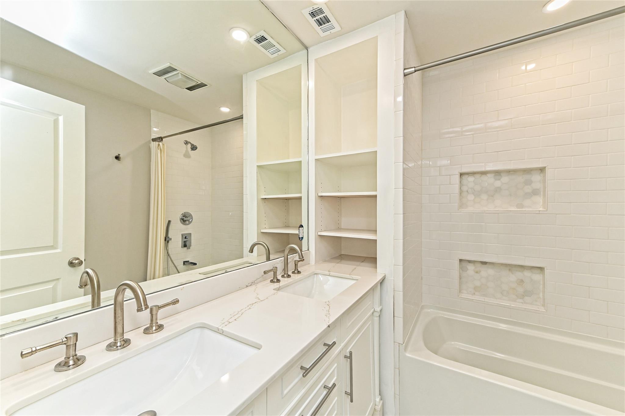 2709 W 49 1/2 St, Austin, TX 78731