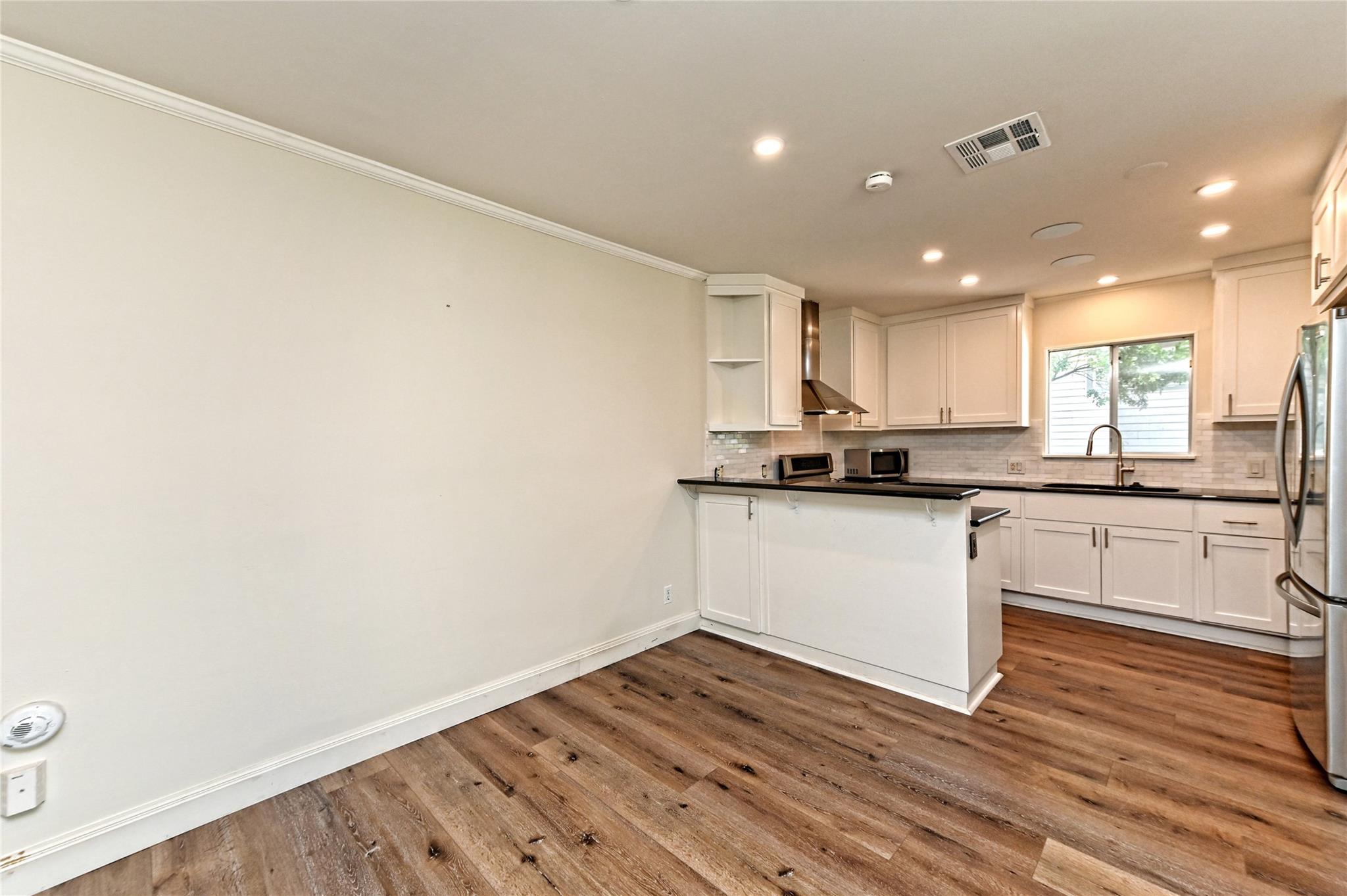 2709 W 49 1/2 St, Austin, TX 78731