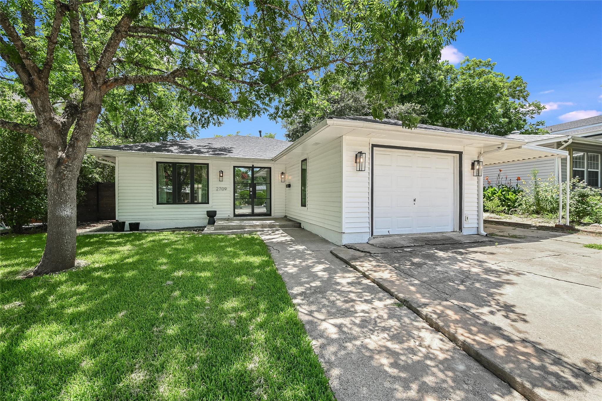 2709 W 49 1/2 St, Austin, TX 78731