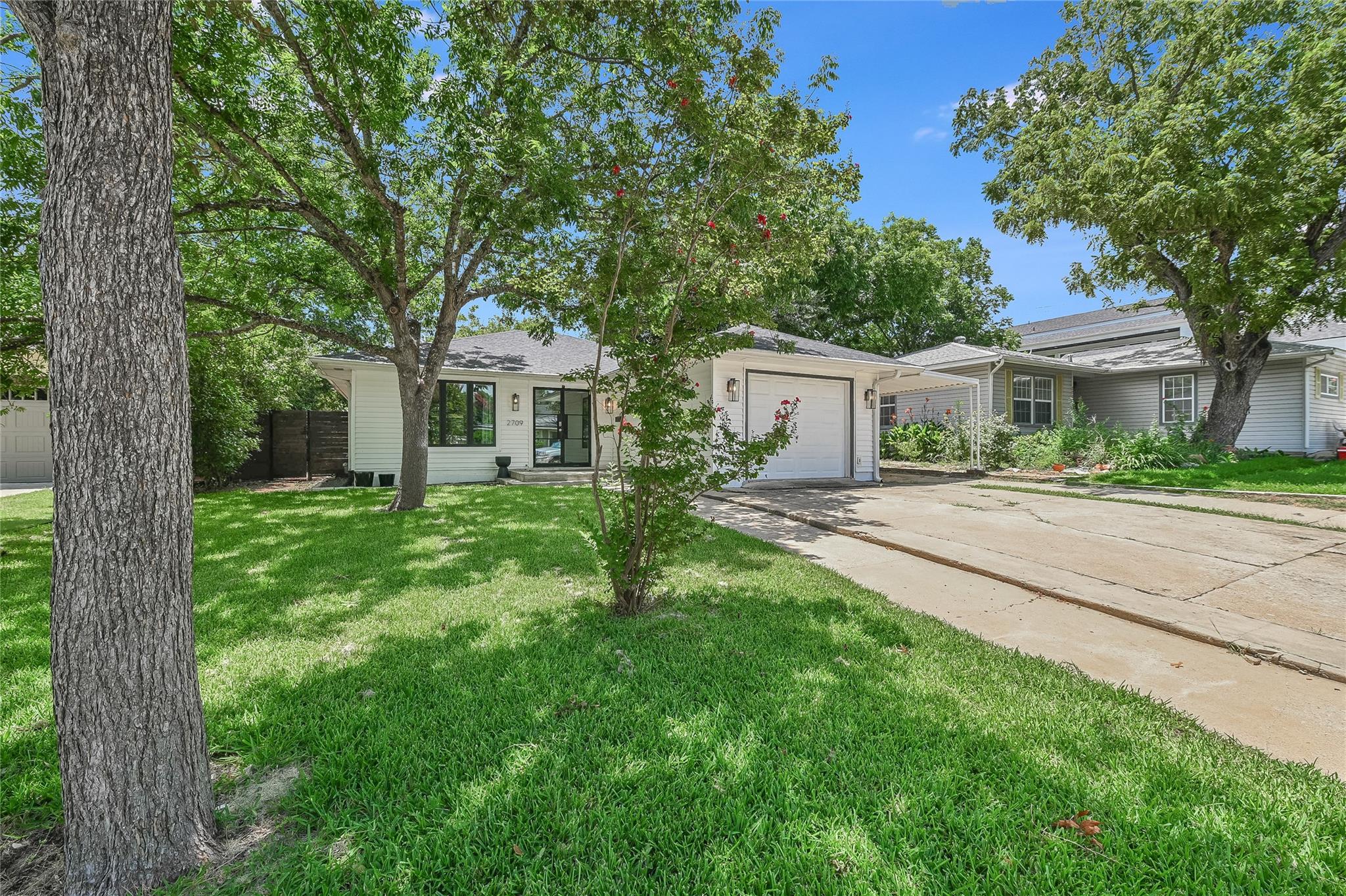 2709 W 49 1/2 St, Austin, TX 78731