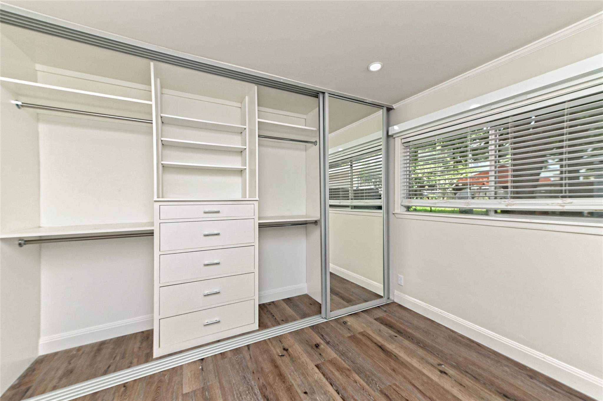 2709 W 49 1/2 St, Austin, TX 78731