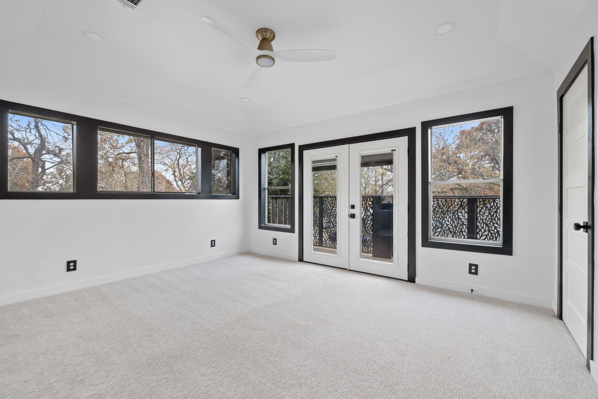 2702 S 2nd St # 1 & 2, Austin, TX 78704