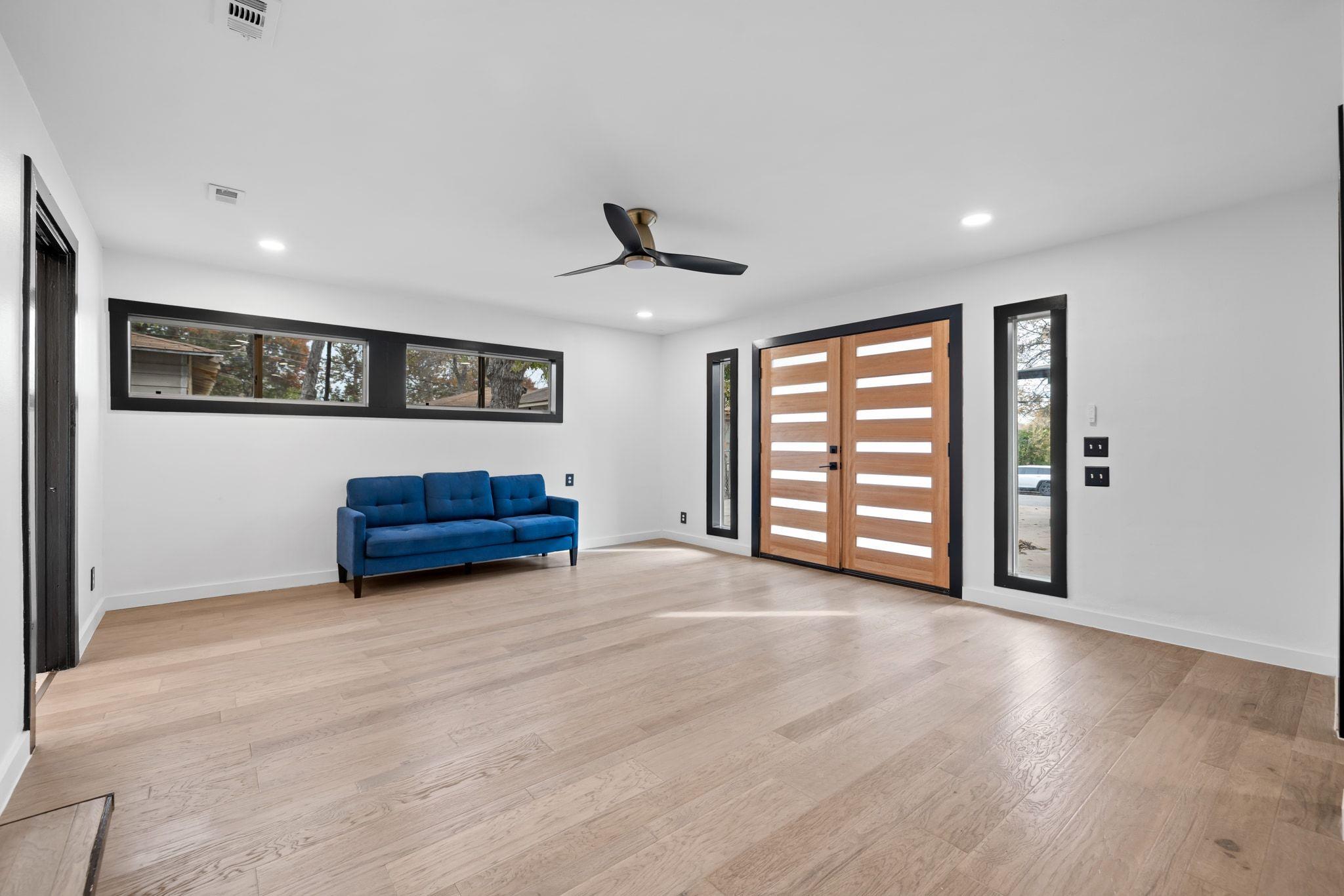 2702 S 2nd St # 1 & 2, Austin, TX 78704