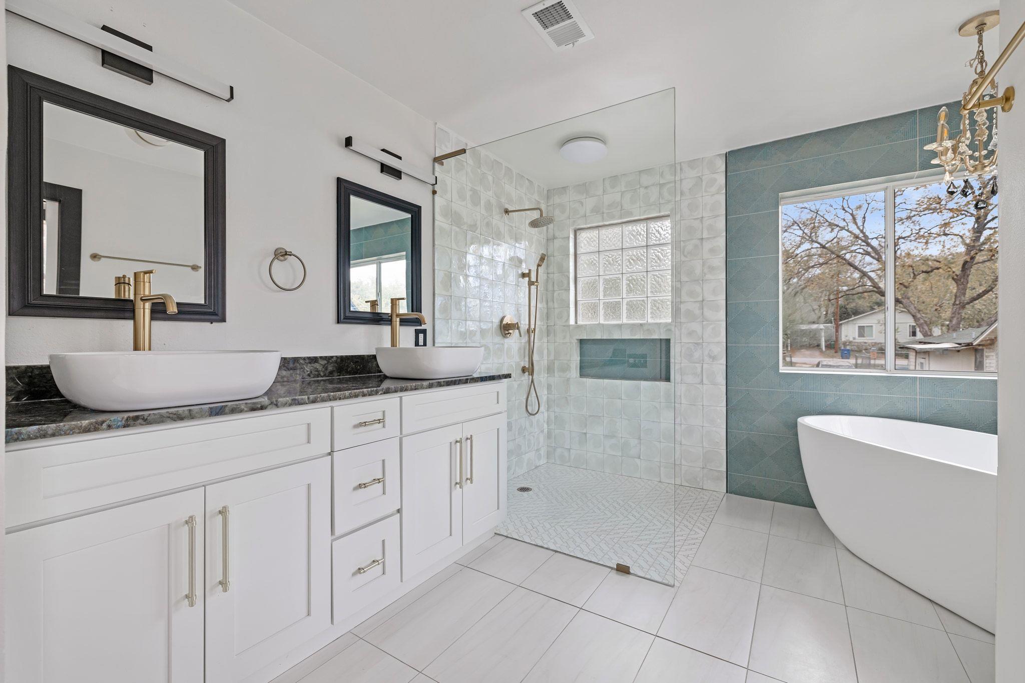 2702 S 2nd St # 1 & 2, Austin, TX 78704