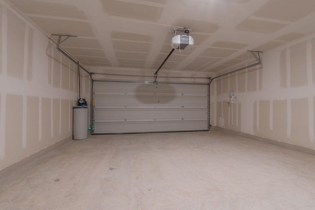 216 Little Sparklers Loop, Hutto, TX 78634