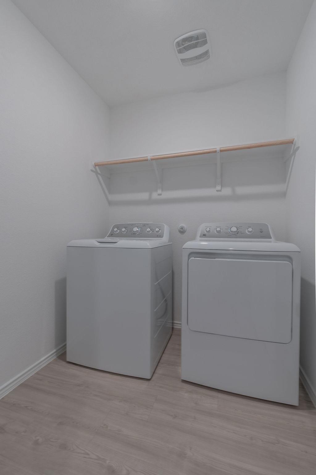 216 Little Sparklers Loop, Hutto, TX 78634