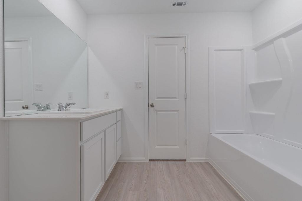 216 Little Sparklers Loop, Hutto, TX 78634