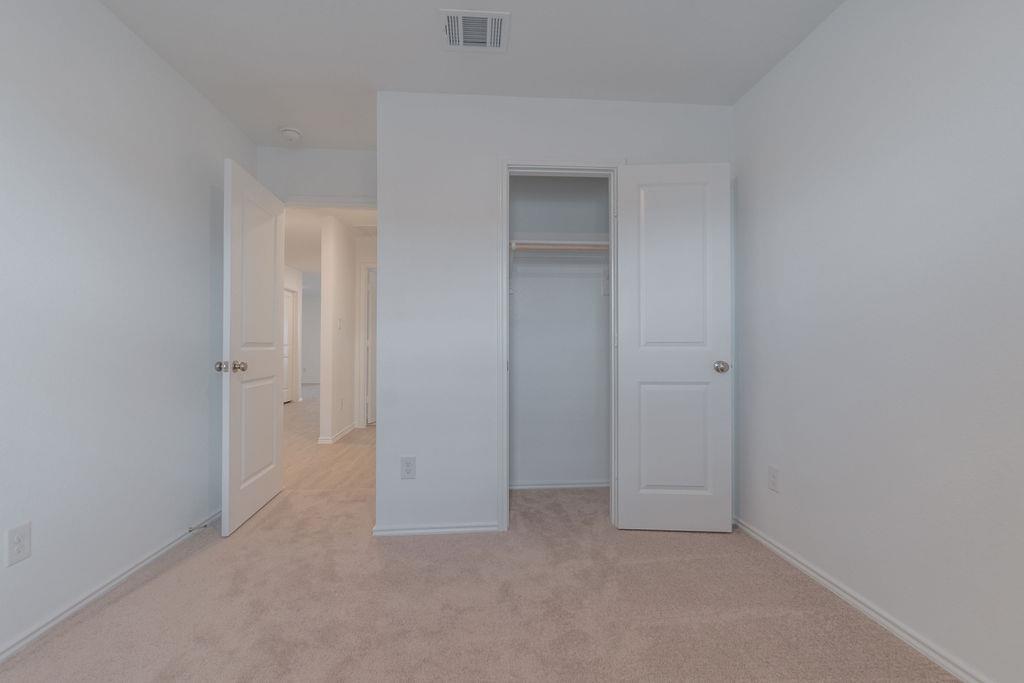 216 Little Sparklers Loop, Hutto, TX 78634