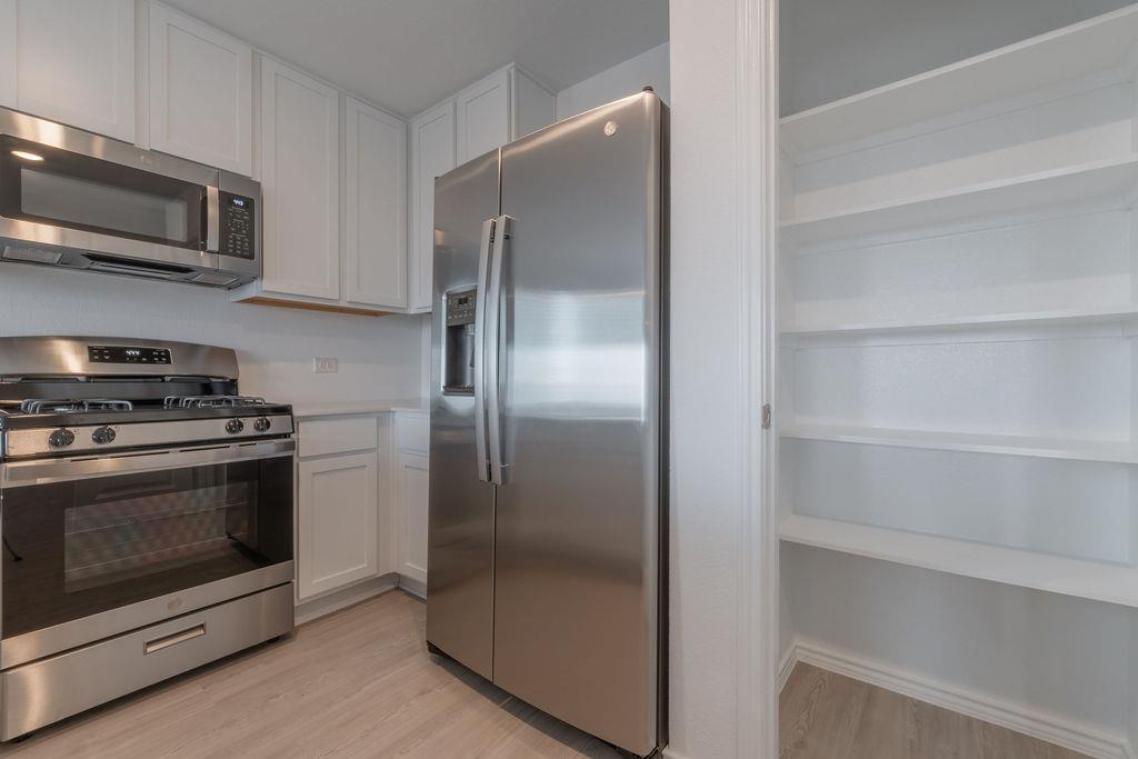 216 Little Sparklers Loop, Hutto, TX 78634