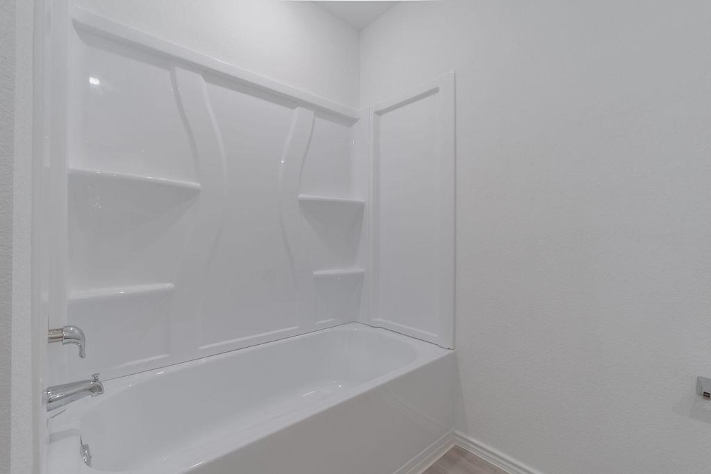 216 Little Sparklers Loop, Hutto, TX 78634