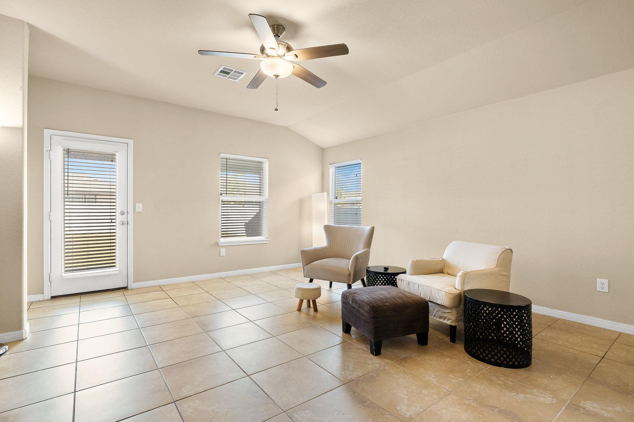 18400 Congaree St, Pflugerville, TX 78660