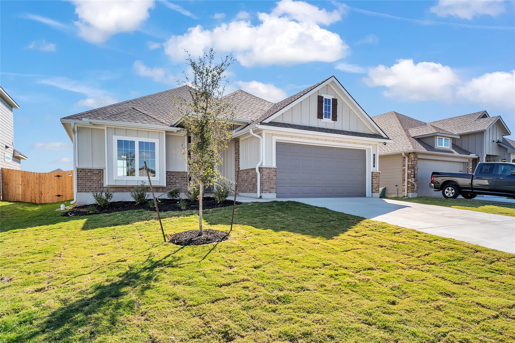 250 Boatright Blvd, Jarrell, TX 76537