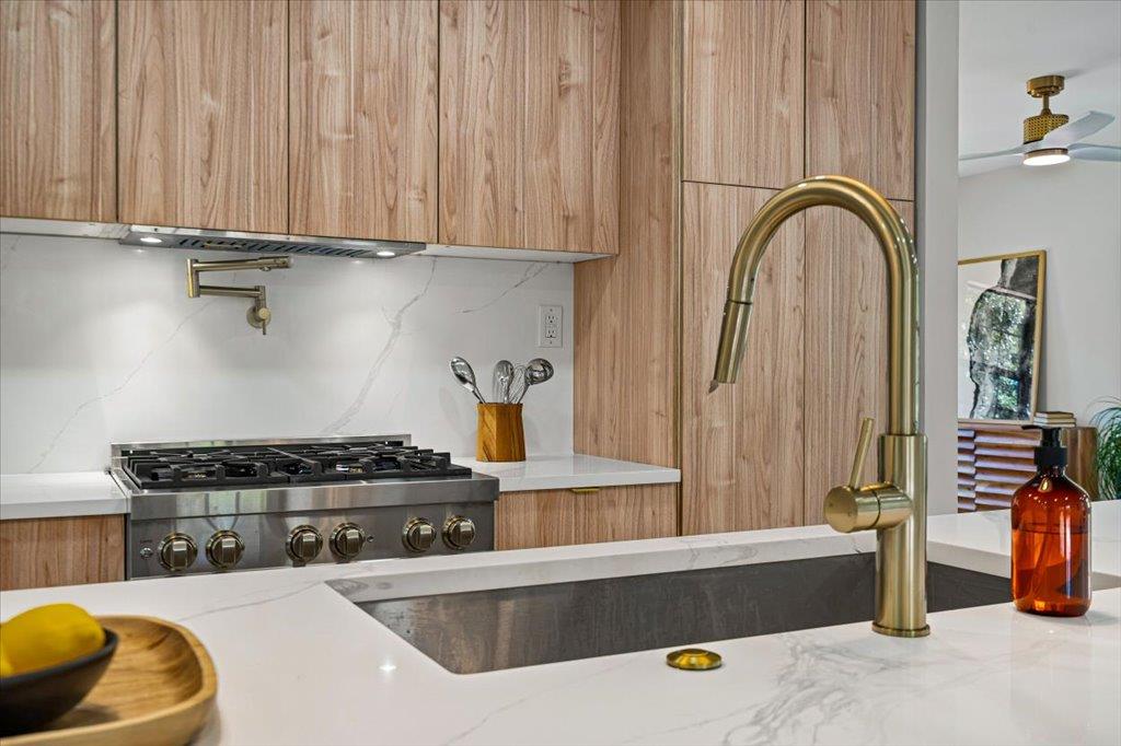 2014 Hardy Cir, Austin, TX 78757