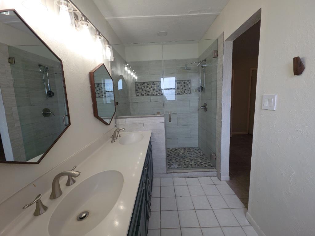 306 S 7th St, Pflugerville, TX 78660