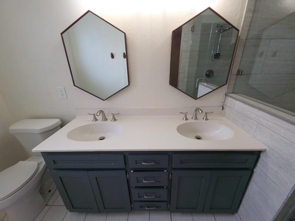 306 S 7th St, Pflugerville, TX 78660