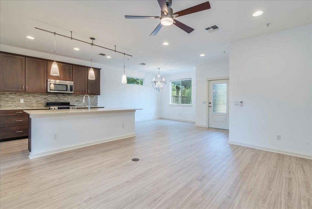 4006 Valley View Rd # B, Austin, TX 78704