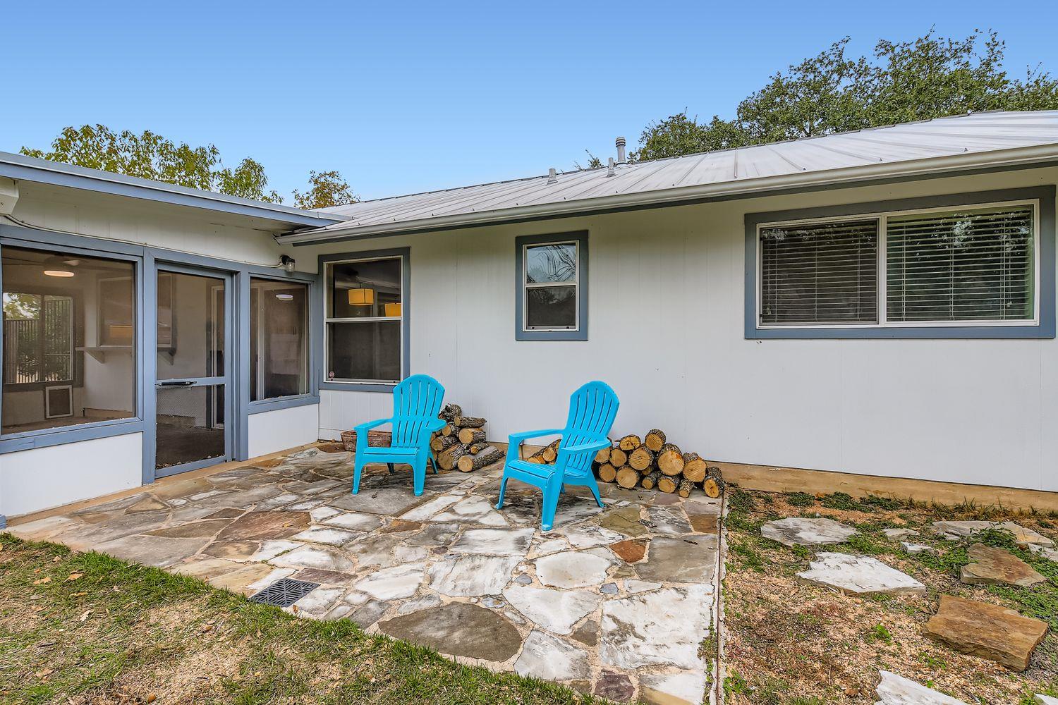 1215 Speer Ln, Austin, TX 78745