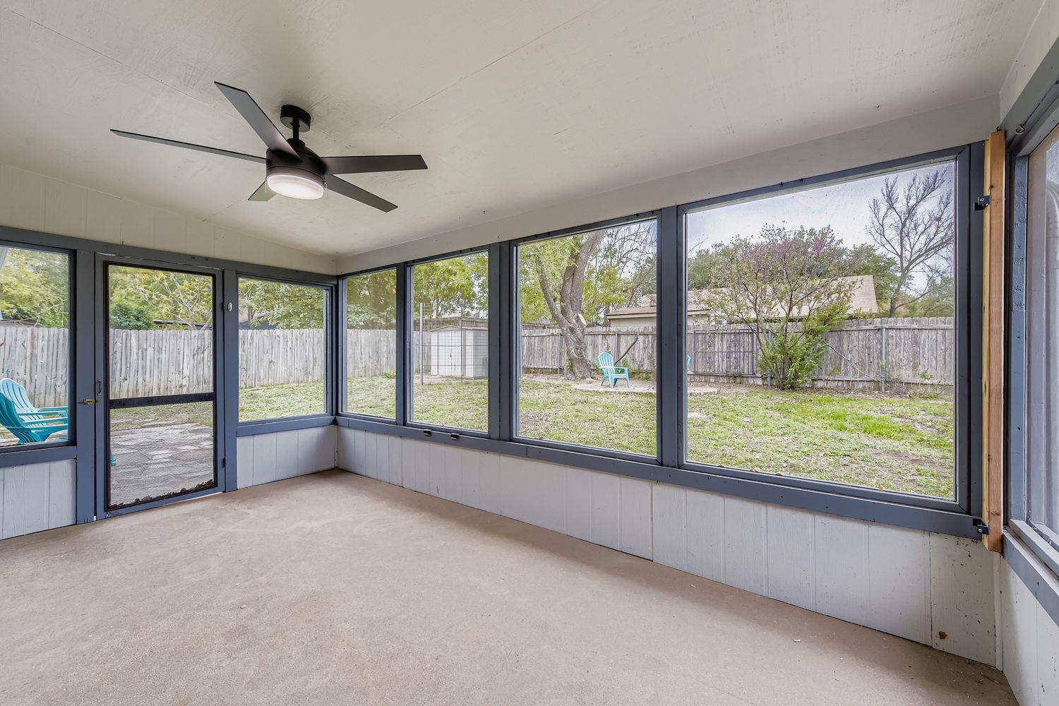 1215 Speer Ln, Austin, TX 78745