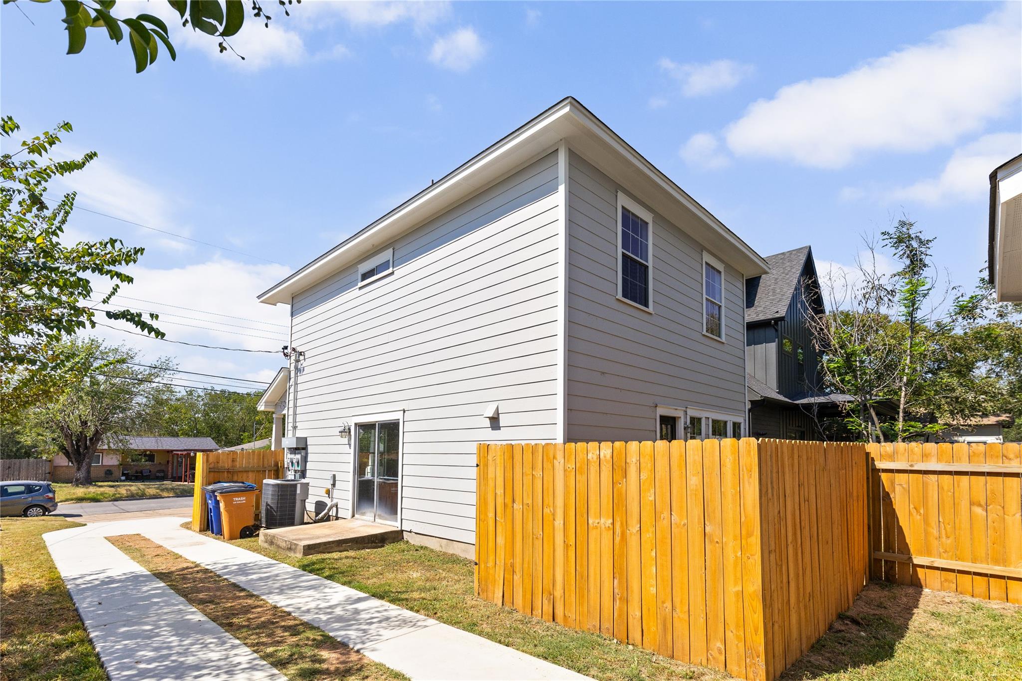 5408 Downs Dr, Austin, TX 78721