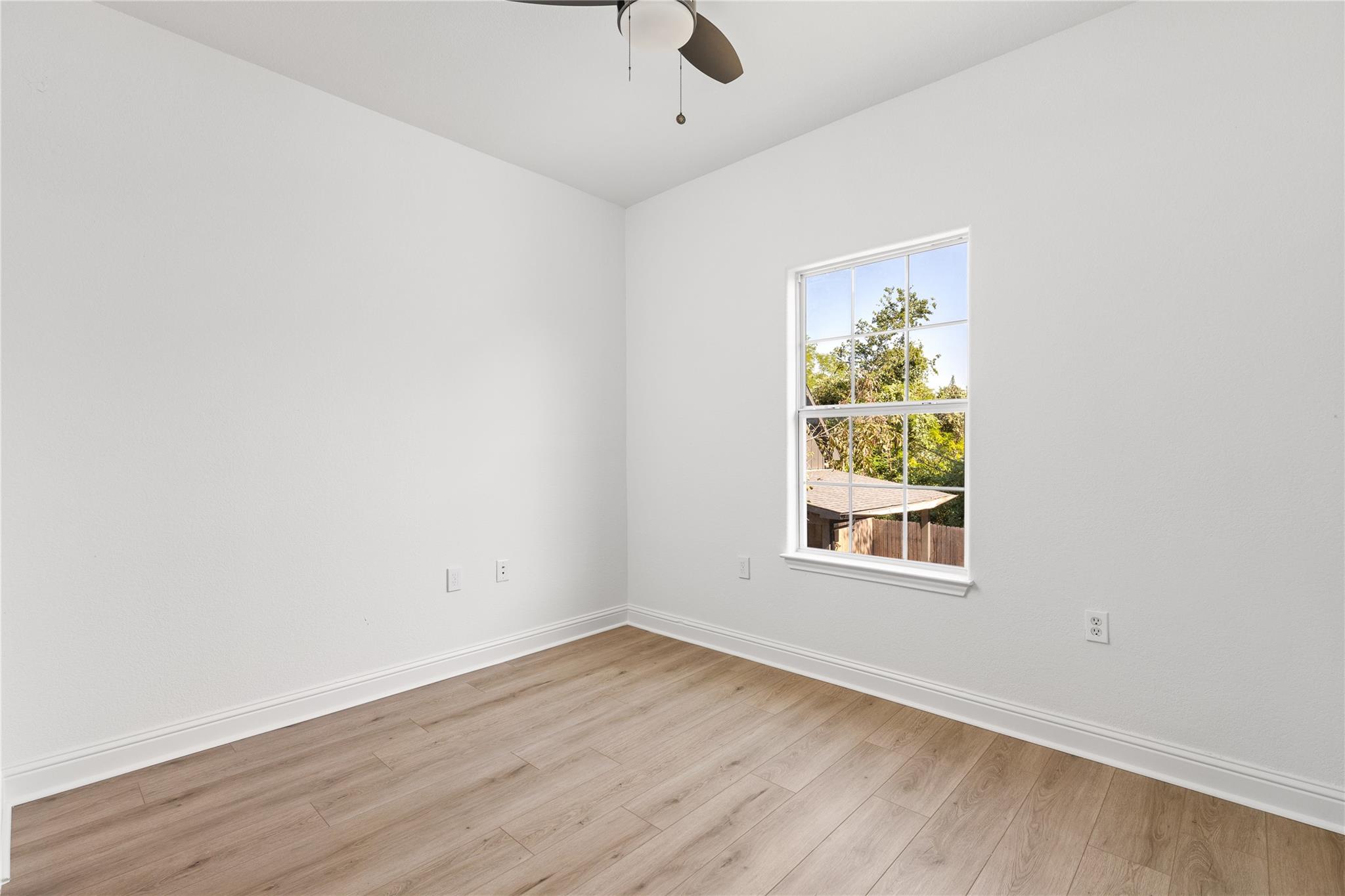 5408 Downs Dr, Austin, TX 78721