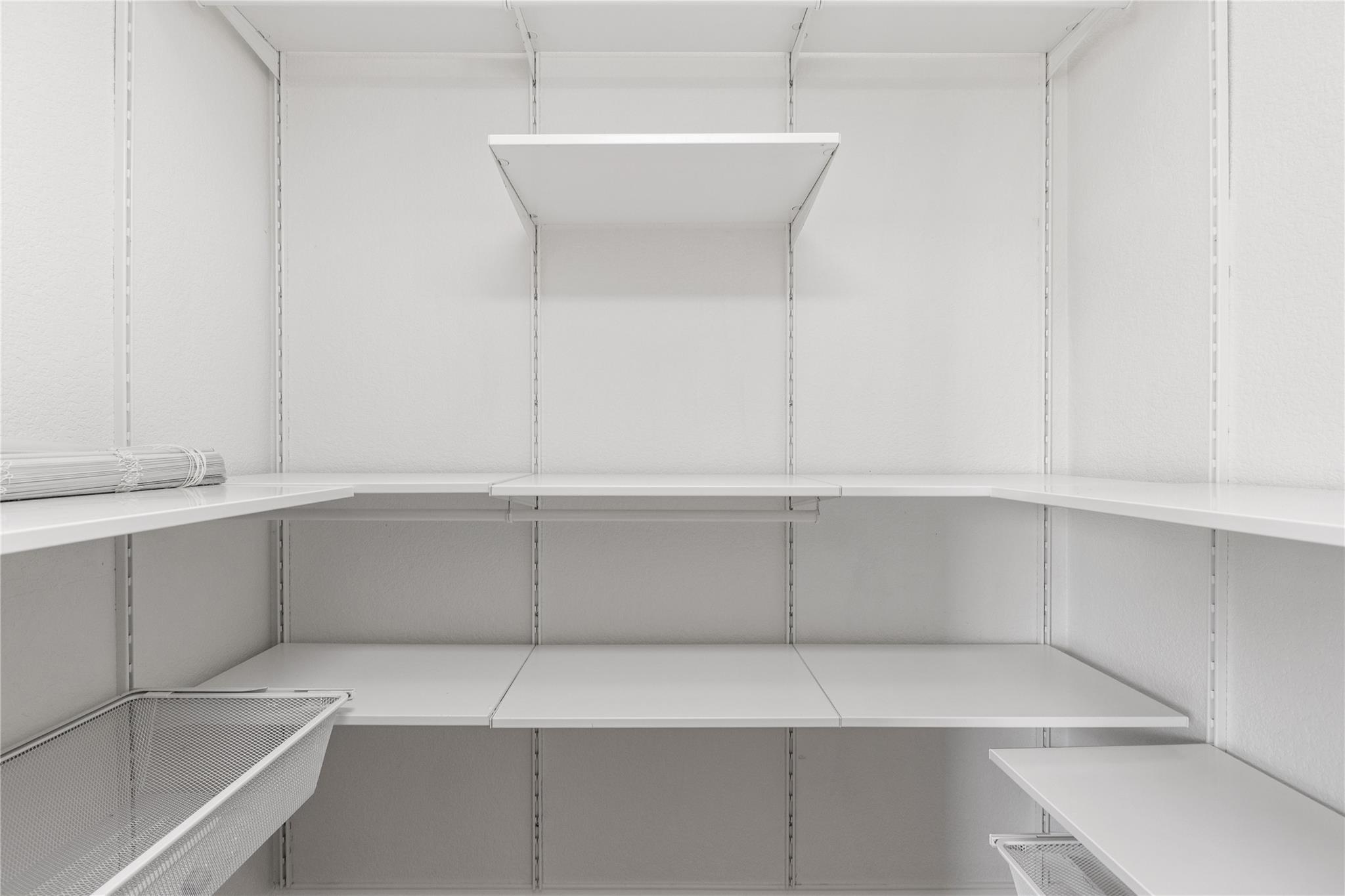 5408 Downs Dr, Austin, TX 78721