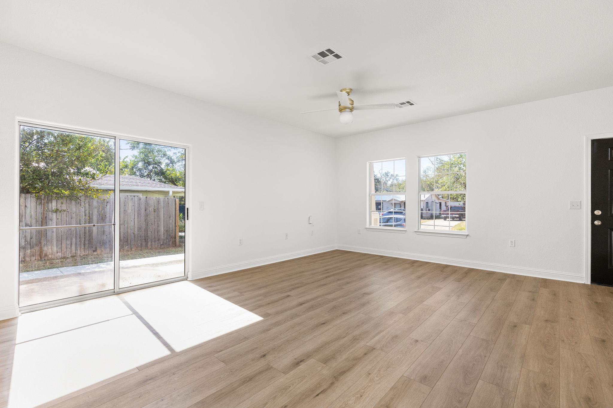 5408 Downs Dr, Austin, TX 78721