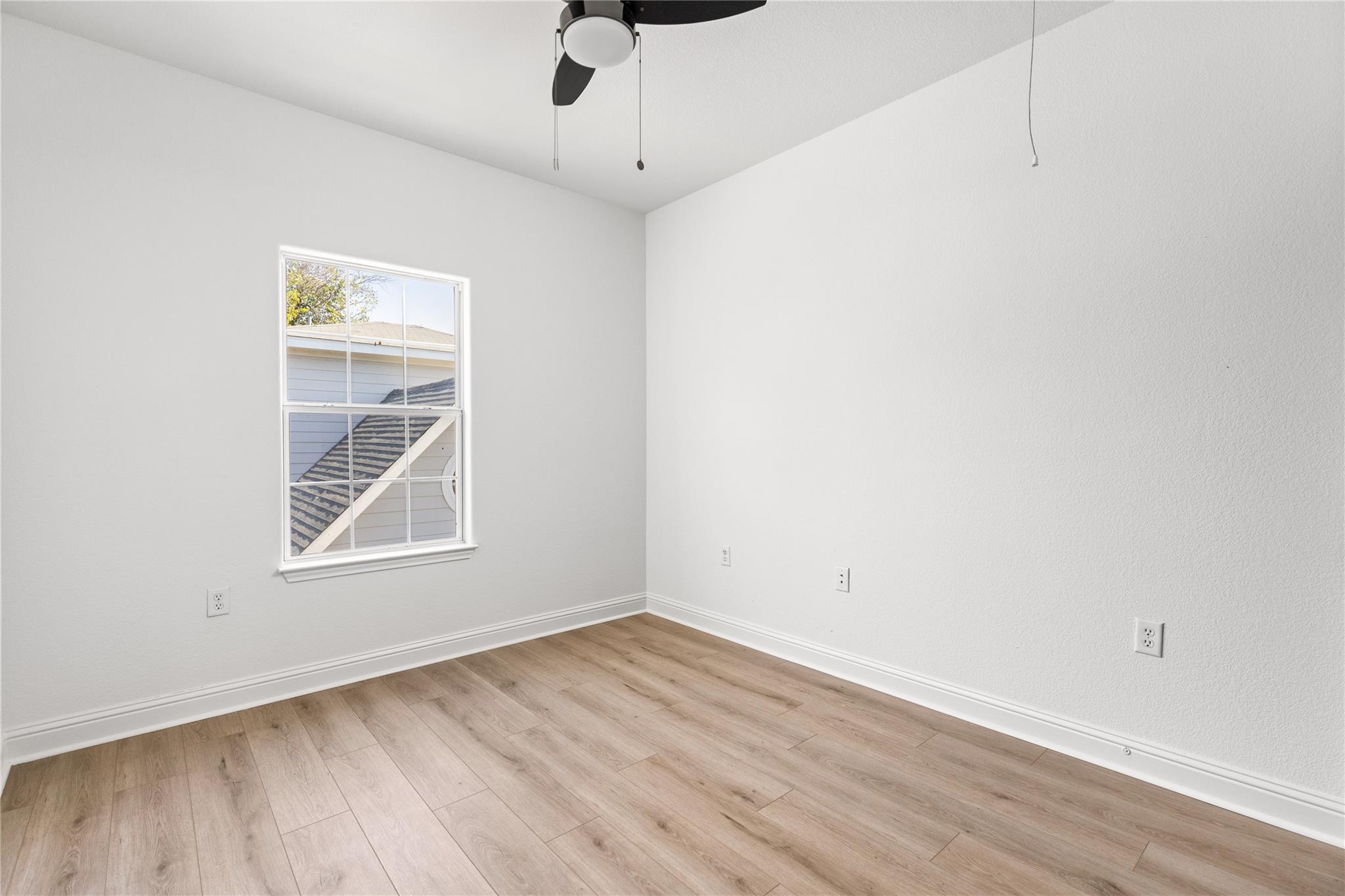 5408 Downs Dr, Austin, TX 78721